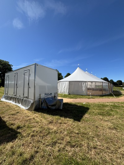 Luxury Toilet Trailers - Caernarfon