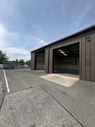 TO LET | Refurbished Industrial/Warehouse Unit | 2,396 sq ft